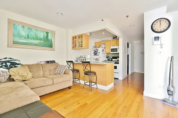 Rented by City Wide Apartments | media 1