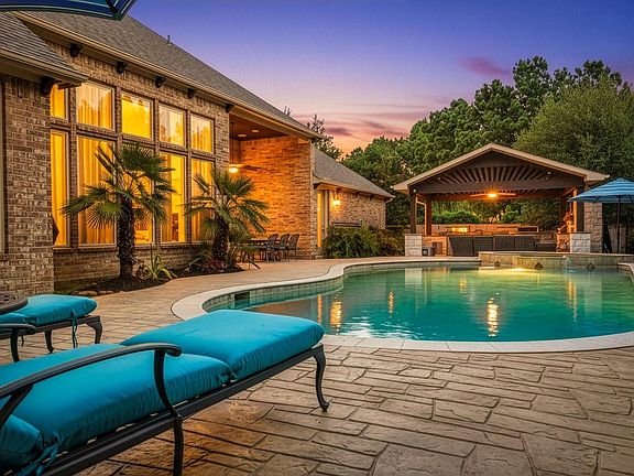 2nd image of 1307 Majestic Pines Ct
