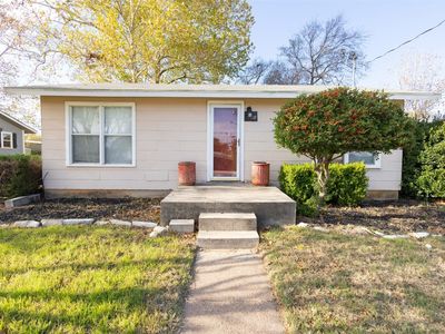 902 N Lamb St, Bowie, TX, 76230