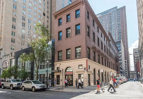 1512 Walnut Street Photo 1