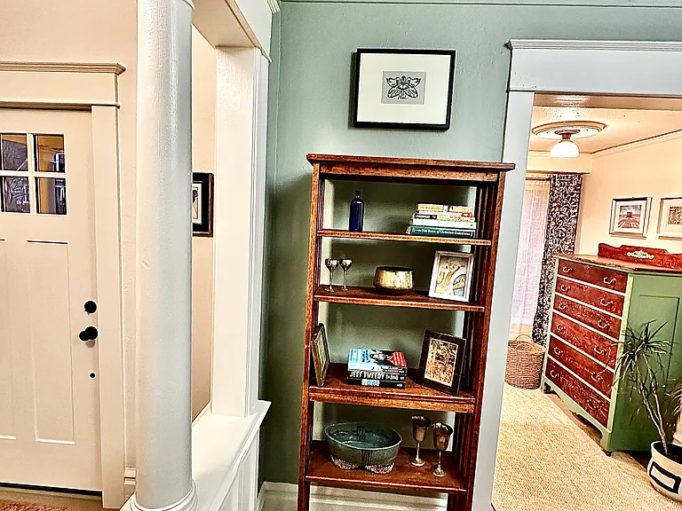 4007 NE 8th Ave — Photo 17