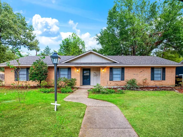 665 32nd St SE, Paris, TX 75460