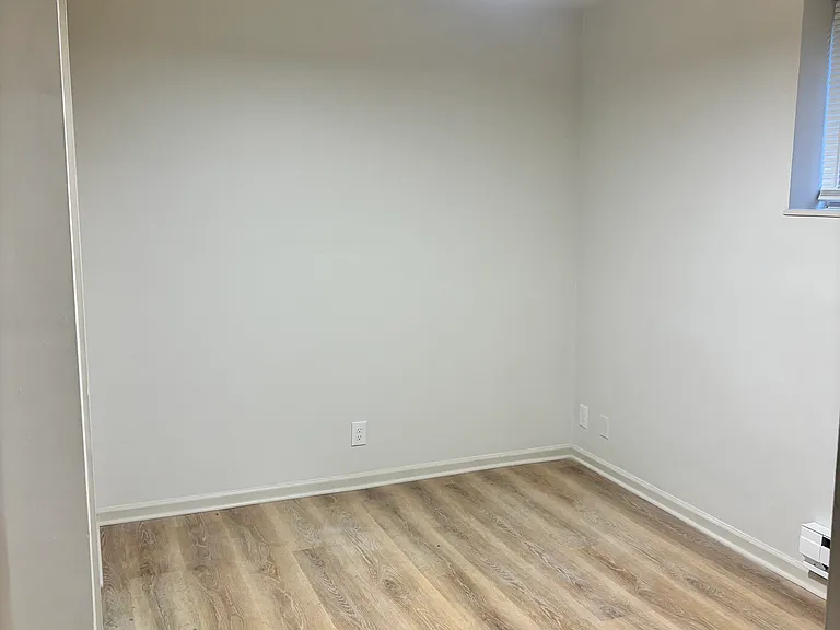 5136 Montgomery Rd #10 — Photo 6