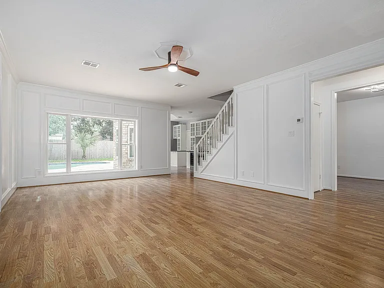 2287 Woodland Springs St — Photo 10