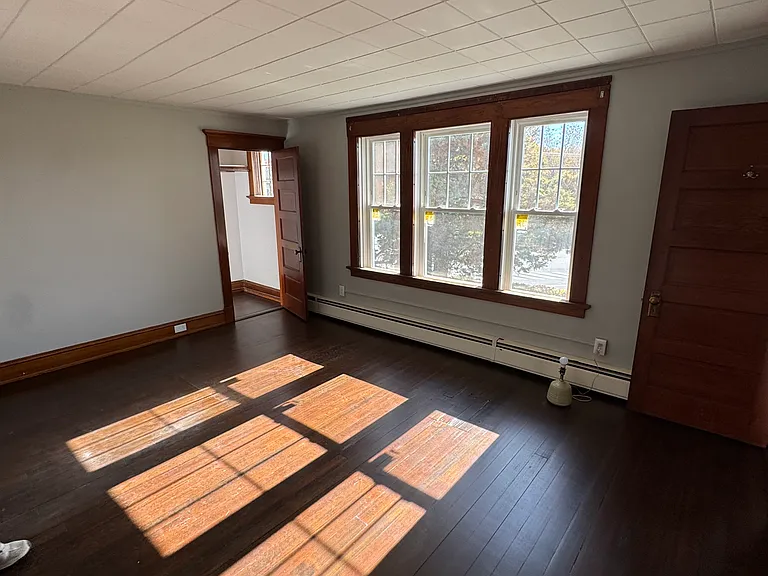 1 Spithead Rd #B — Photo 4
