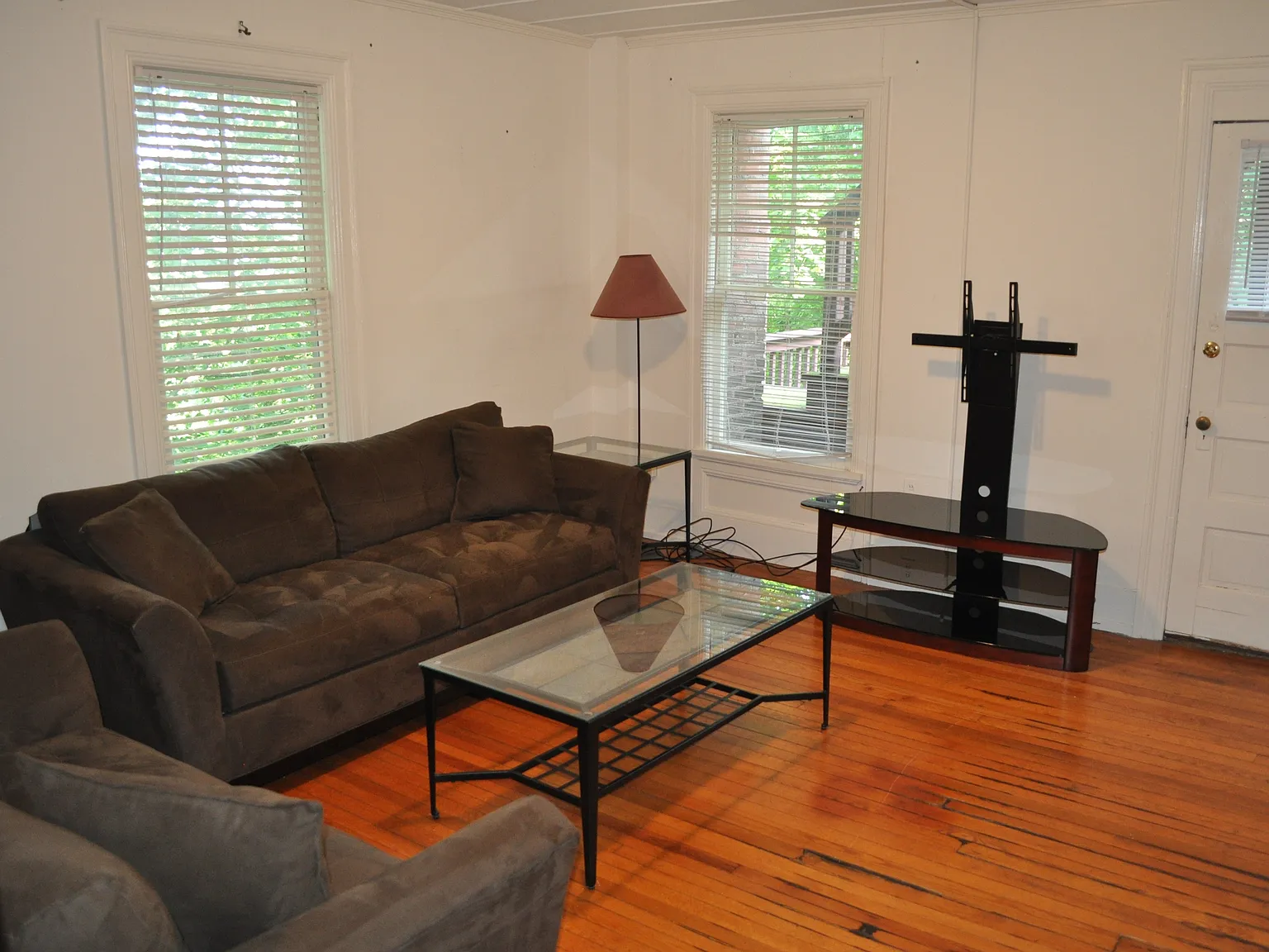 102 Highland Place - 4 — Photo 2