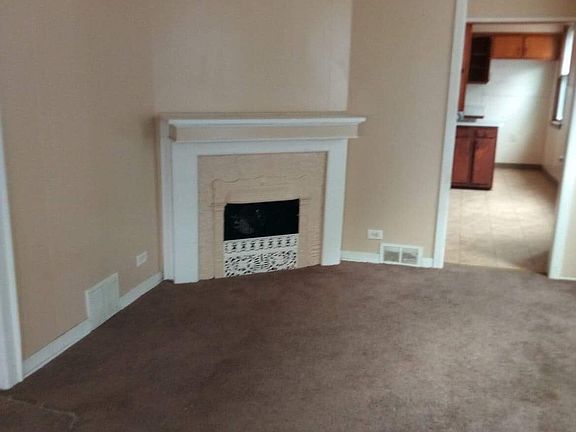 2nd image of 72 Woodside Ave