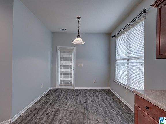 5th image of 1280 Sierra Ct