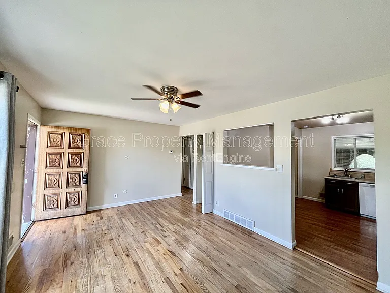 10758 Ogden St — Photo 3