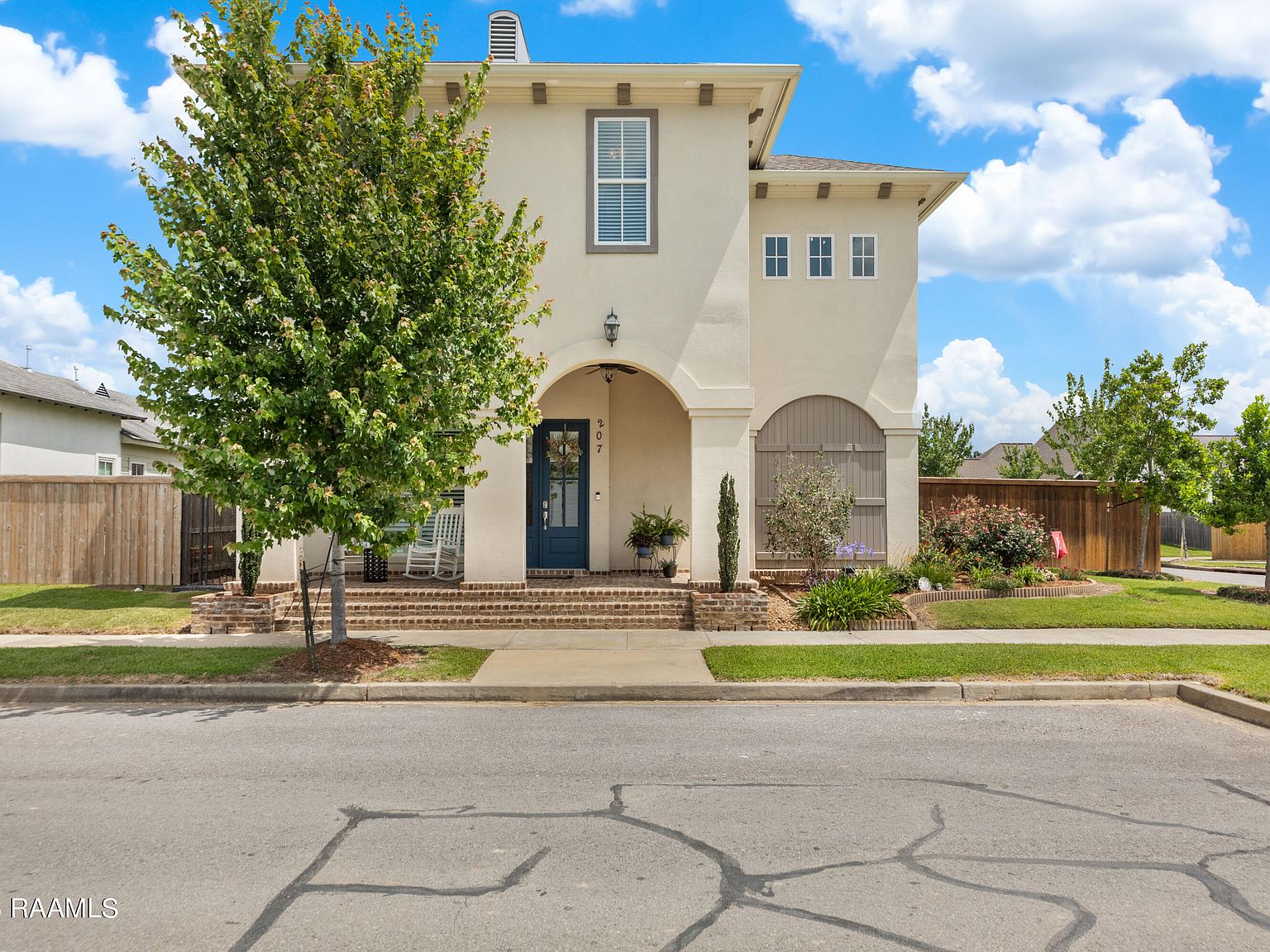 207 Flores Ct, Lafayette, LA 70507 MLS 23004597 Zillow