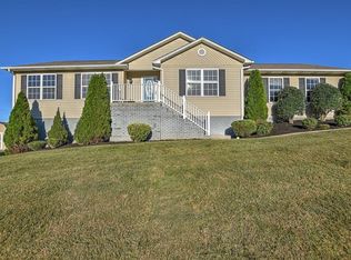 4140 Bradford Ln, Johnson City, TN 37601