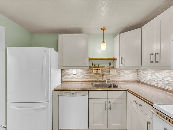 5th image of 10301 Lake Ave APT 415