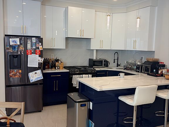 2nd image of 220-04 43rd Ave Floor 1