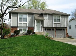 14114 W 94th Ter, Lenexa, KS 66215