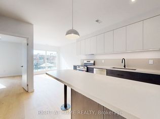 3122 Dundas St W Unit 3, Toronto, ON M6P 2A1