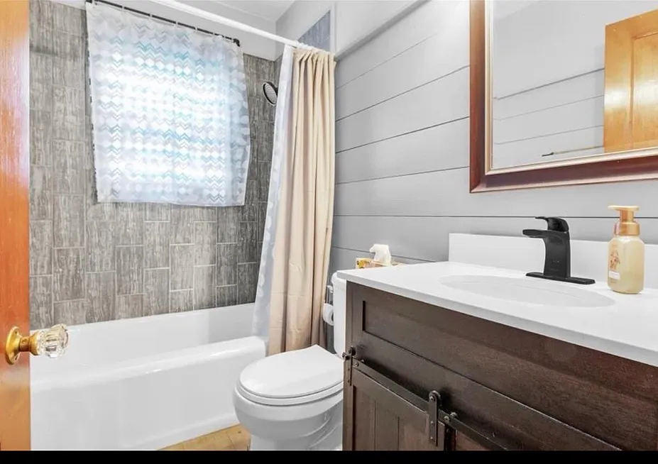 2 bed, 1000 sqft, $2,350 — Photo 4
