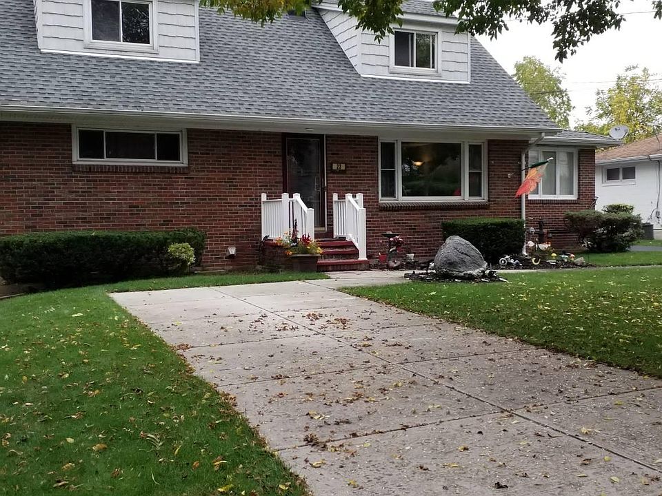 1st image of 23 Plymouth Pl #2