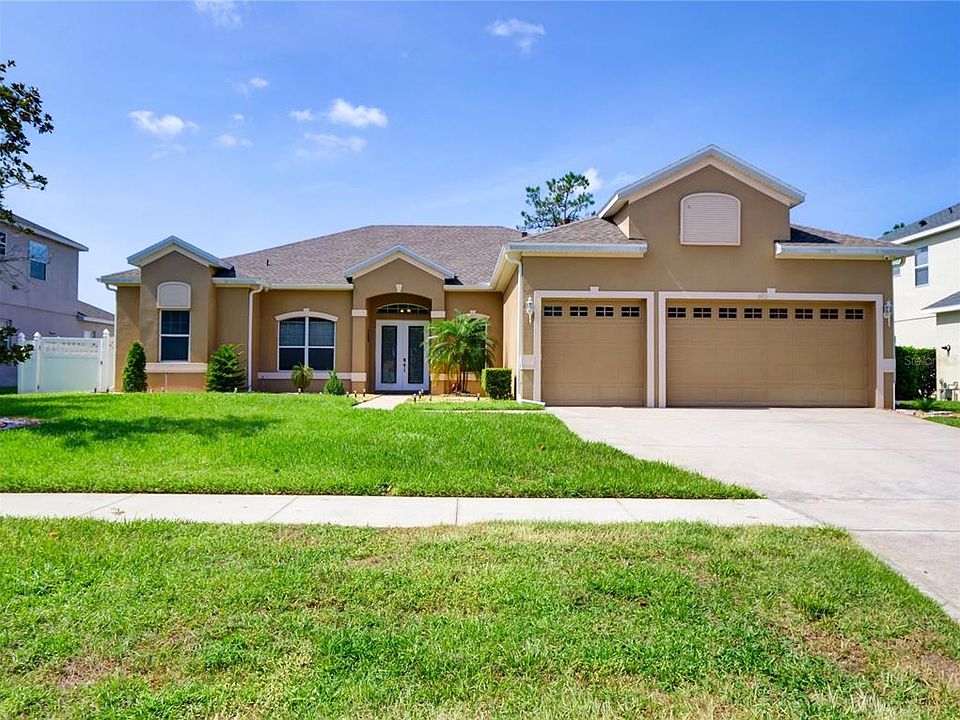 1st image of 2952 Majestic Isle Dr