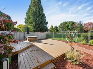 1889 Falcon Ridge Drive, Petaluma, CA 94954