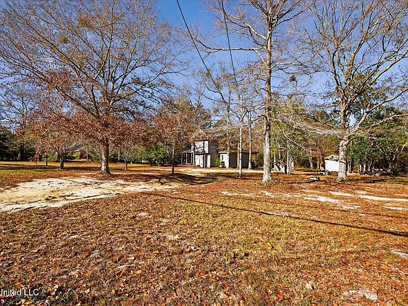 3rd image of 13401 Larue Rd