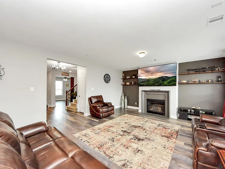 3705 Banbury Ln — Photo 20