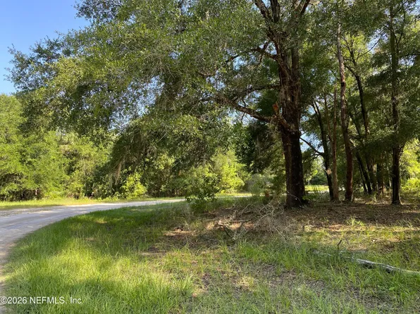 118 STRAWBERRY Street, Pomona Park, FL 32181