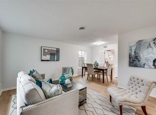 529 Summit Dr, Richardson, TX 75081