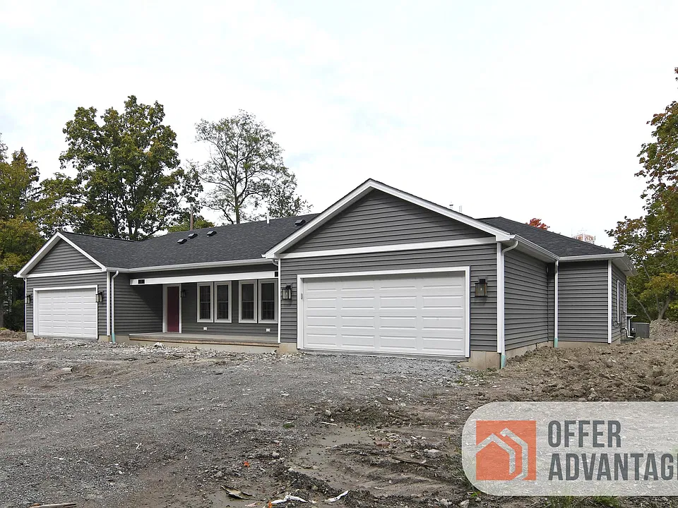 25 W Crescent Ave #B