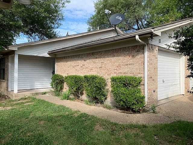 1st image of 11917 Clovite Ct
