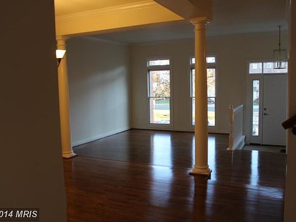 3rd image of 46502 Lynnhaven Sq