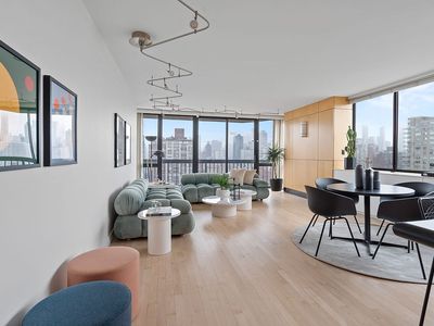 330 E 75th St APT 32A, New York, NY, 10021