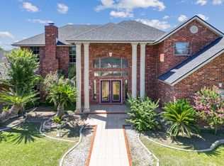 101 Timber Rock Dr, Del Rio, TX 78840