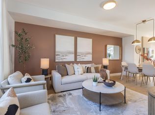 16325 21st Ave #11, Surrey, BC V3Z 9M8