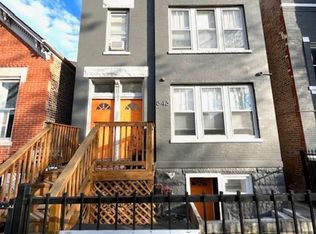 843 N Francisco Ave, Chicago, IL 60622