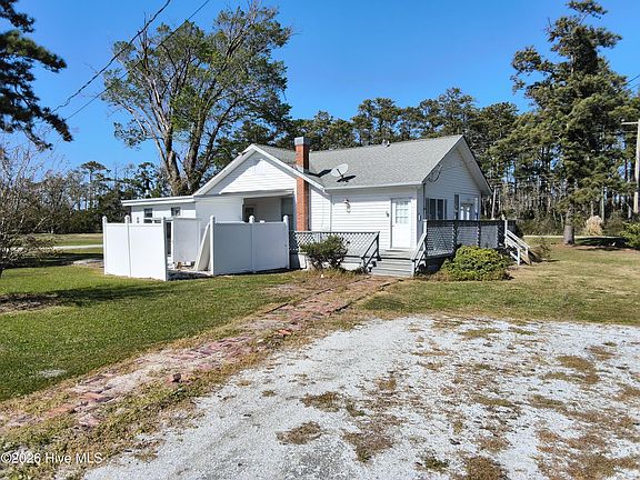 2nd image of 104 Nelson Neck Road