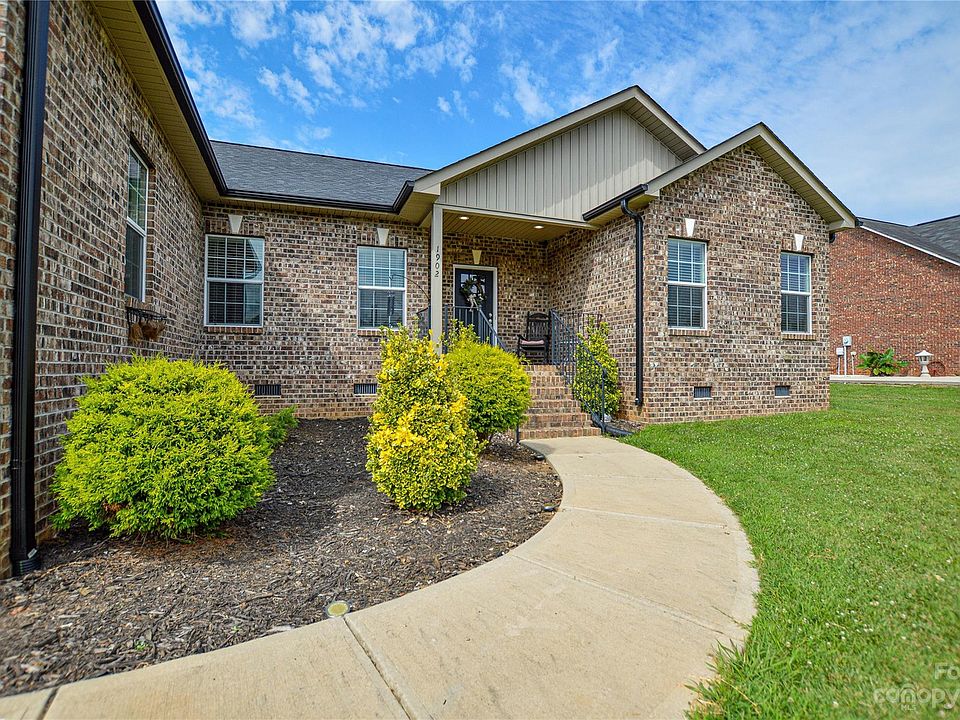 1902 Shuford Rd, Lincolnton, NC 28092 Zillow