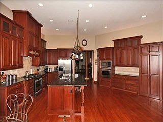2nd image of 2320 N Rosemont Ct