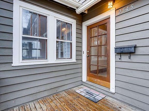 5th image of 2545 Glenmawr Ave