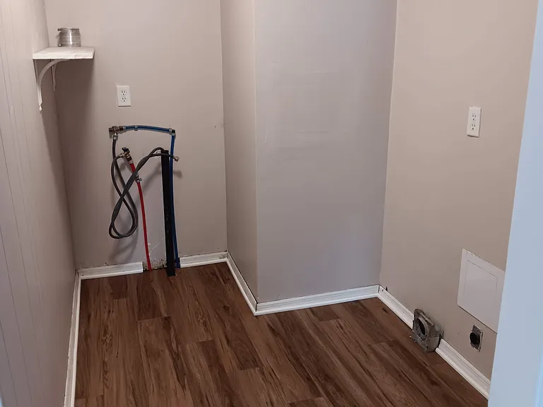 1123 Parrish St — Photo 3