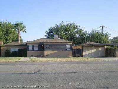 2300 Olympic Dr photo 1