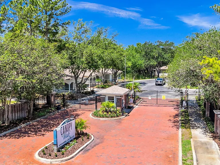12715 Taylor Nicolas Dr — Photo 49