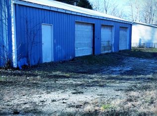 4088 Barnes Mountain Rd, Irvine, KY 40336