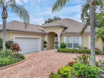 7906 Ashley Cir, University Park, FL, 34201