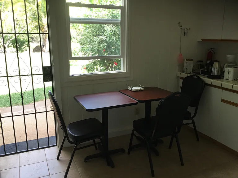 110 Beach Pl — Photo 3