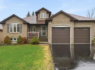 12 Pine Marsh Ln, Quinte West, ON K8V 0A5
