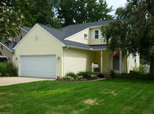 307 Walmar Rd, Bay Village, OH 44140