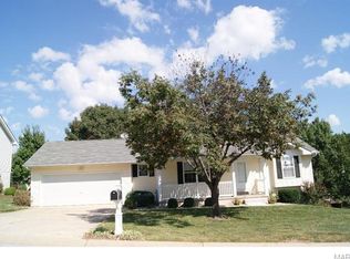 1213 Fawn Ln, Washington, MO 63090