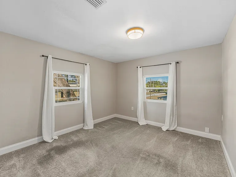 4016 W Nassau St — Photo 23