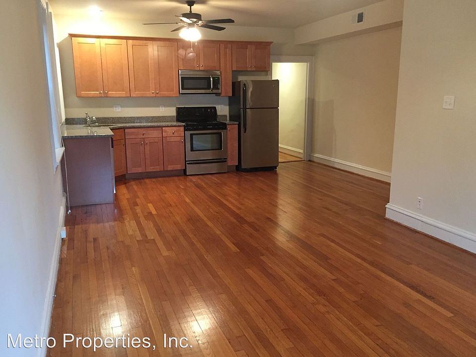 1st image of 3305 W Grace St APT 6