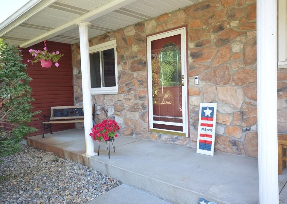 1st image of 54784 Country Manor Pl